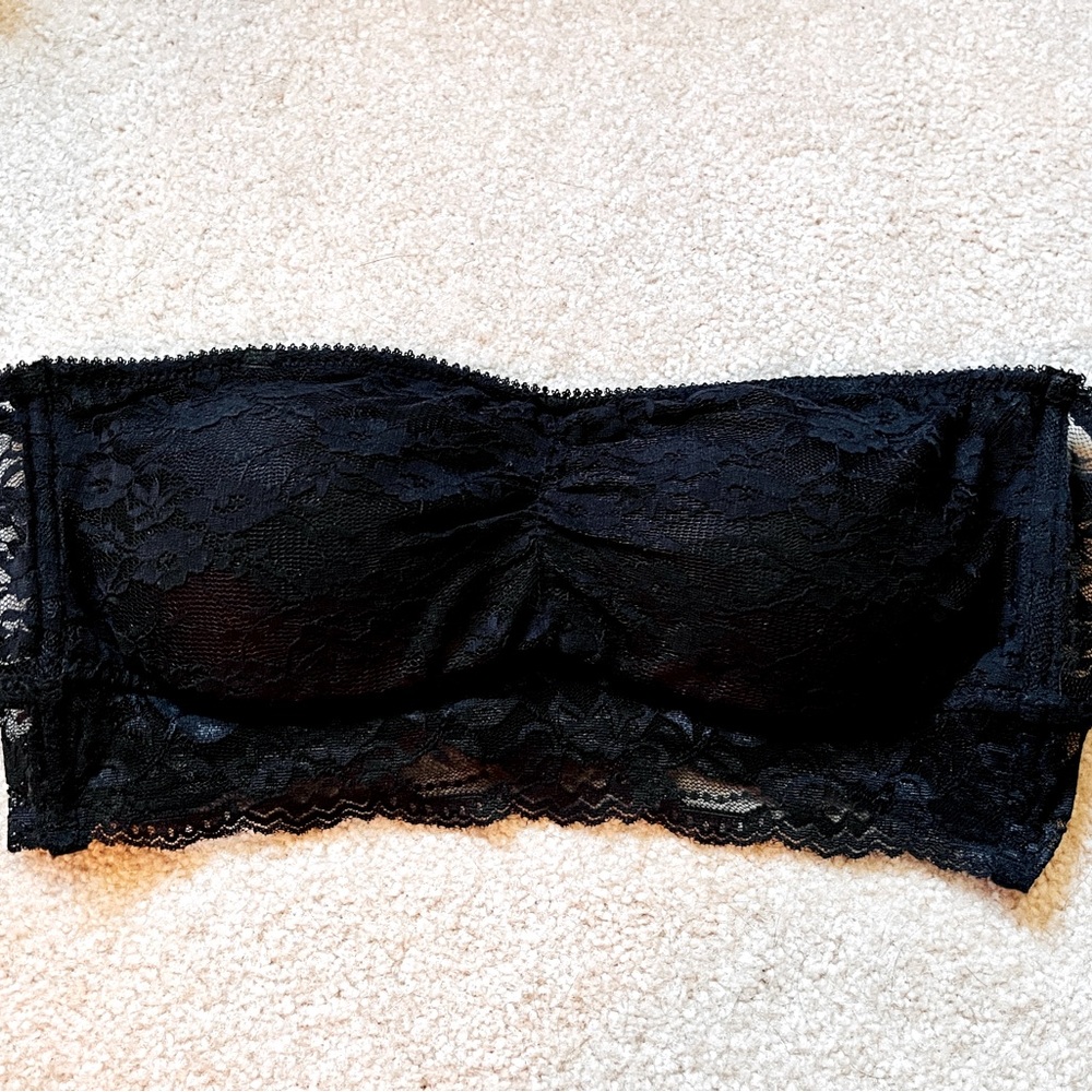 Women’s black lace strapless bandeau - XL by Pucker Up